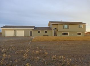 841 Riverside Ave, Powell, WY 82435