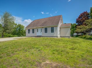 34 Greenleaf Ave, Norway, ME 04268