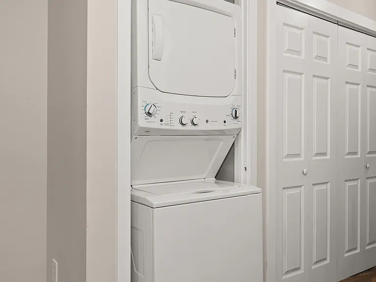 In-Unit Laundry
