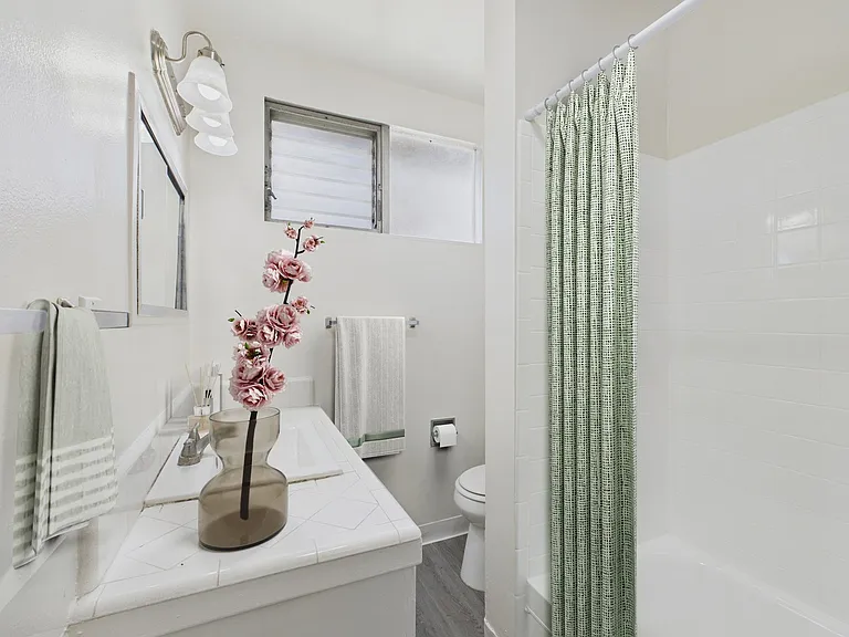9682 Alwood Ave — Photo 14