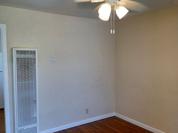 4th image of 338 Brown St #B