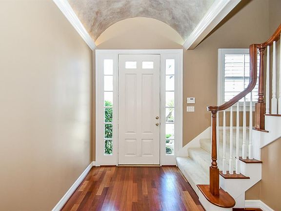 3rd image of 2124 Nantucket Dr #C