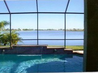 2232 Grove Dr, Naples, FL 34120