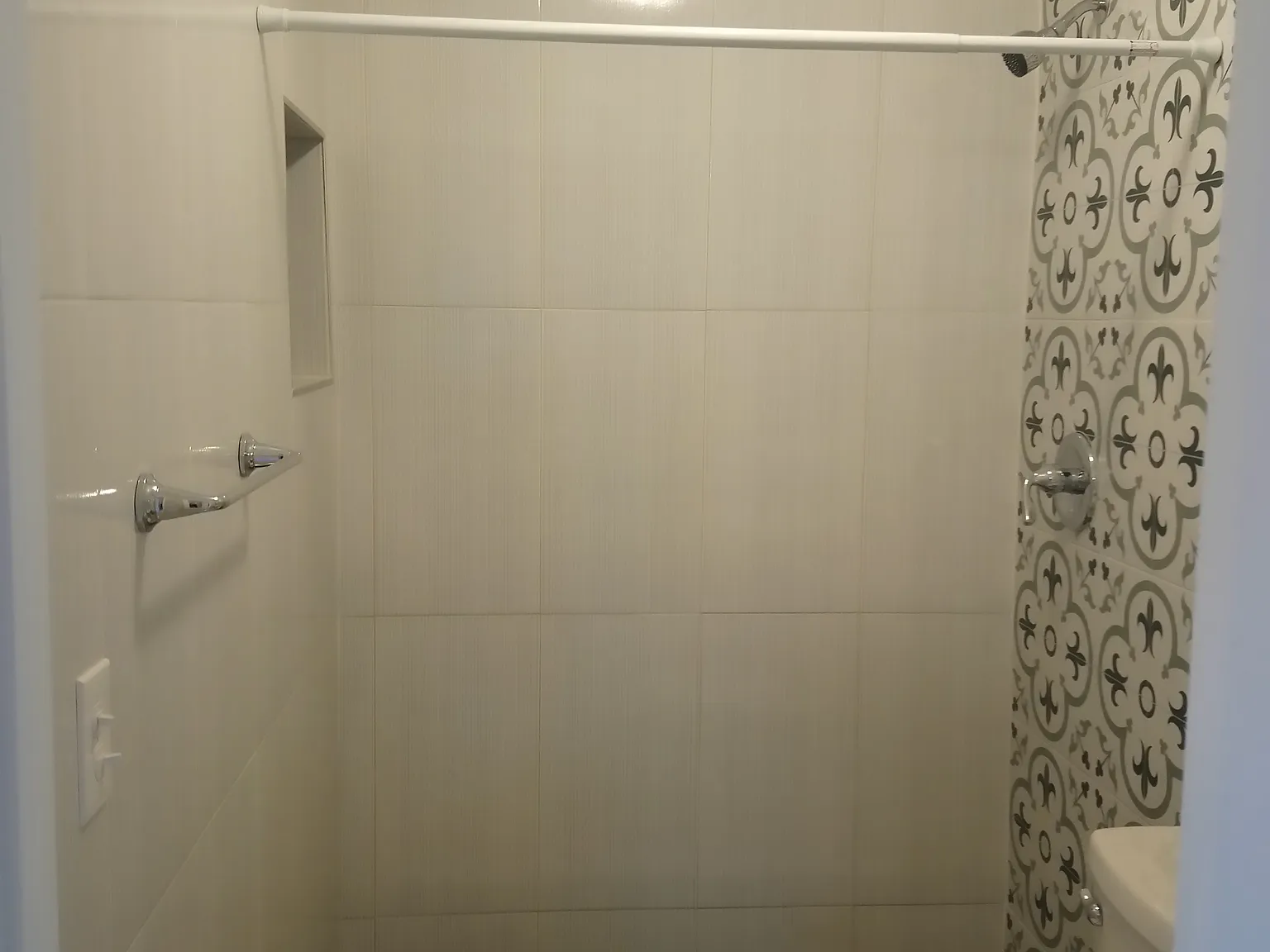 1 bed, 450 sqft, $1,000 — Photo 3