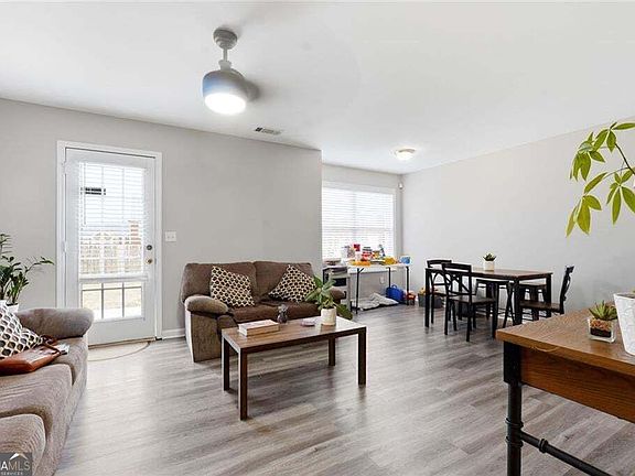 5th image of 7712 Autry Cir APT 210