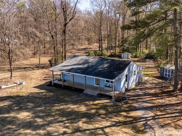 20111 Horseshoe Rd, Carson, VA 23830