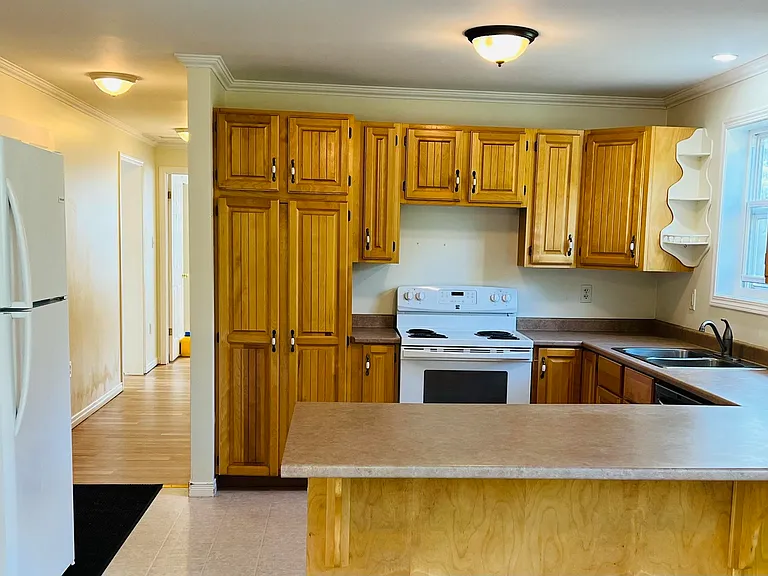 1310 Main Rd — Photo 1