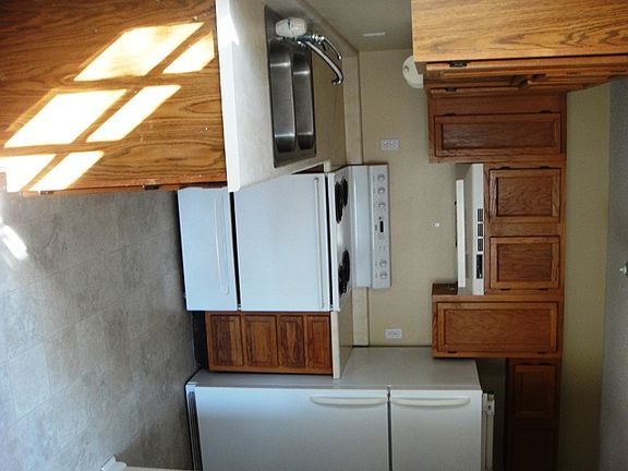 5th image of 6 Elm Ave