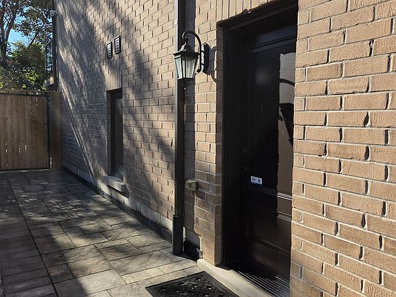 2nd image of 7 Logandale Rd