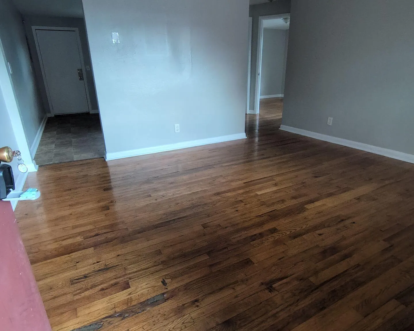 2 bed, 1.0 bath, 676 sqft, $795 — Photo 2