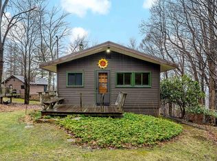 21 Snow Drift Ln, Champion, PA 15622