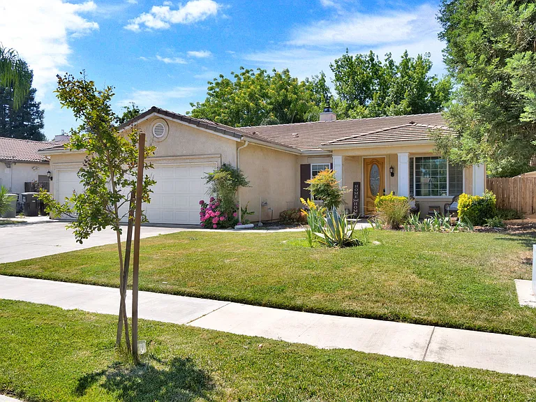 5921 W Babcock Ave — Photo 4