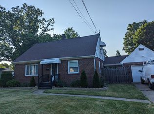 813 Shannon Ave, Cuyahoga Falls, OH 44221