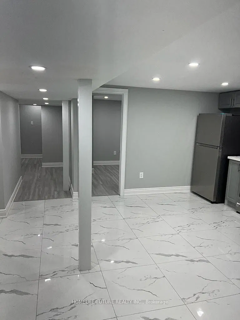3 bed, $2,500 — Photo 4