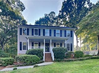 1102 Hickory Trace Dr, Greensboro, NC 27407