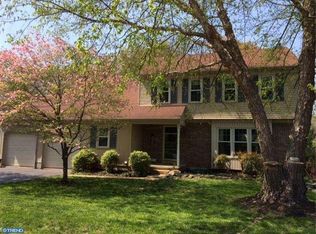 29 Forest Creek Dr, Hockessin, DE 19707