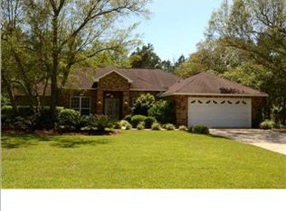 2597 Cove Rd, Navarre, FL 32566