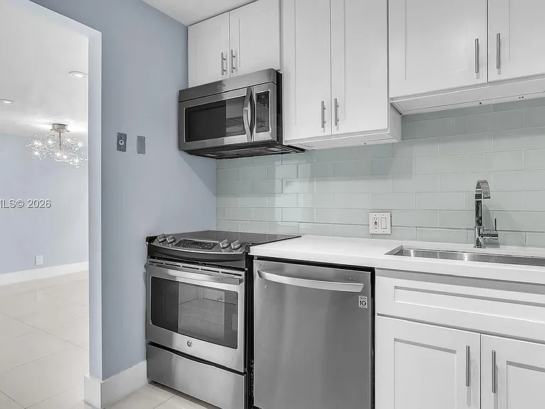 20301 W Country Club Dr #2622 — Photo 7