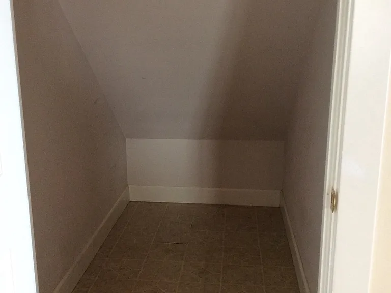 1511 Burrows Ct — Photo 19