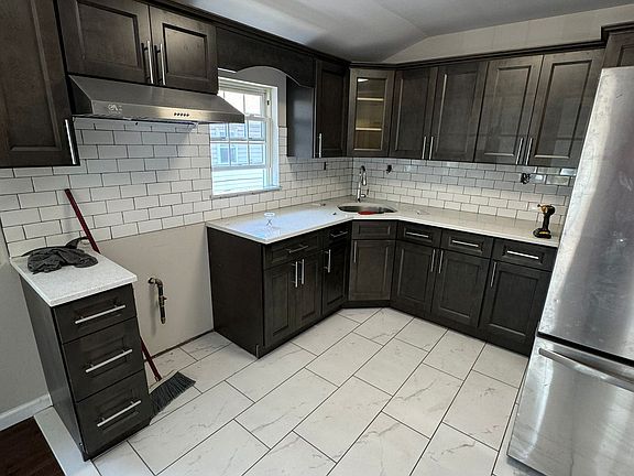 2nd image of 8612 239th St #2