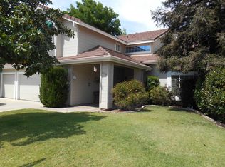 2579 Beverly Ave, Clovis, CA 93611