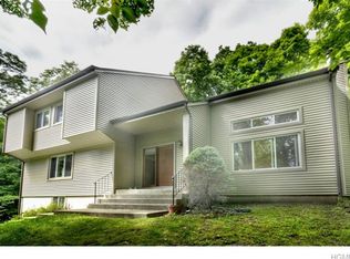 20 Park Ln, Somers, NY 10589