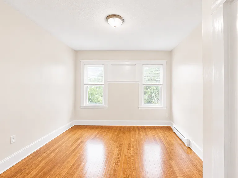 50 Willowwood St #33 — Photo 12