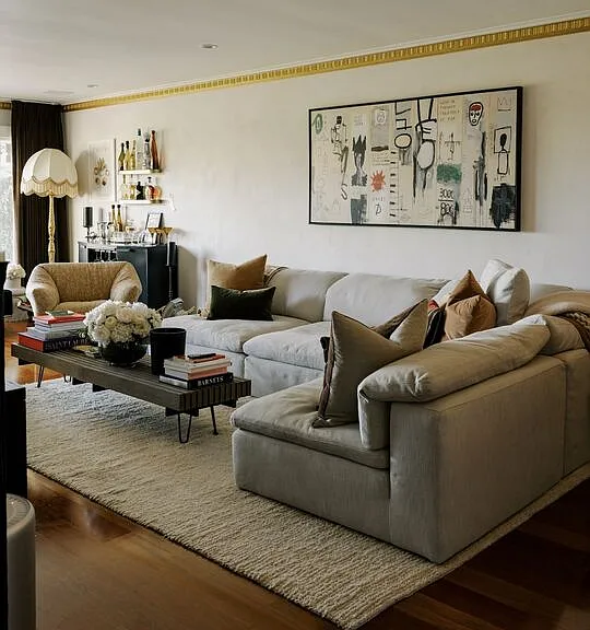 1219 Sunset Plaza Dr #3 — Photo 2
