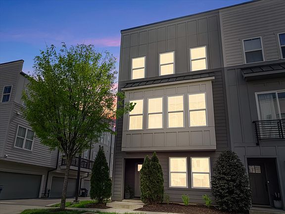 4th image of 2001 Edison Park Ln