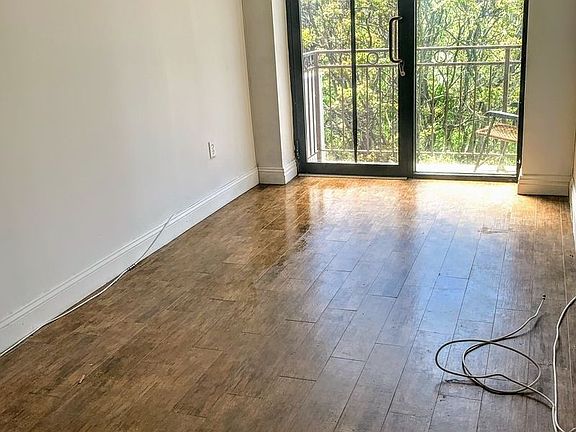 5th image of 110 W 129th St APT 6R