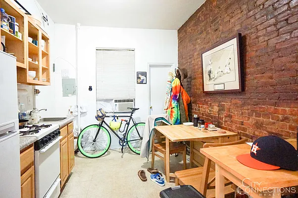 Rented by City Connections Realty | media 22