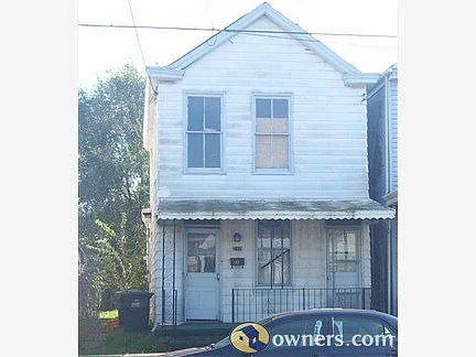 217 W 34th St photo 1