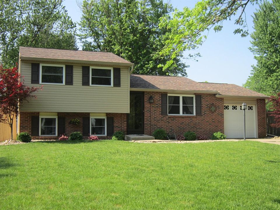 1st image of 5892 Whippoorwill Hollow Dr