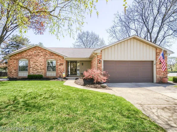 37551 Sunnydale St, Livonia, MI 48154