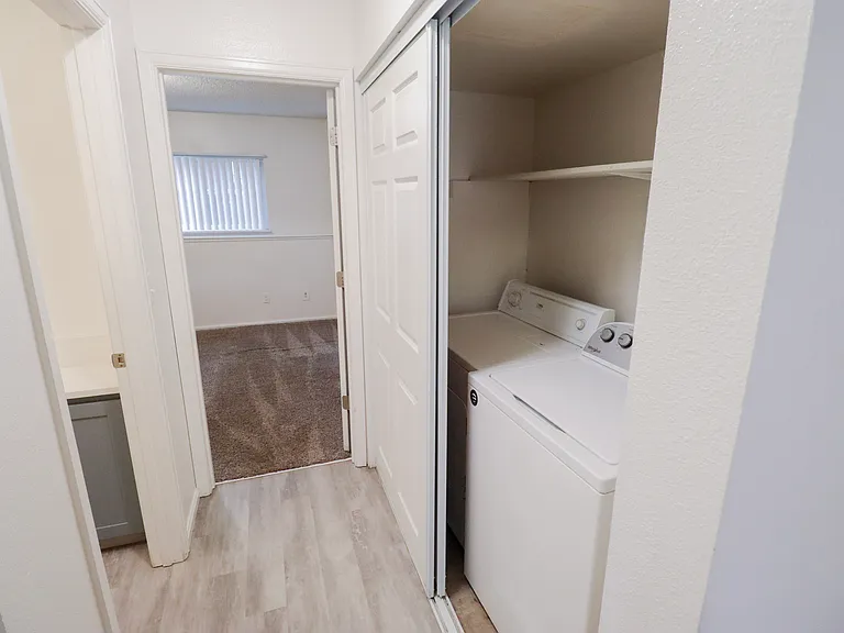 812 City Park Ave #103 — Photo 9
