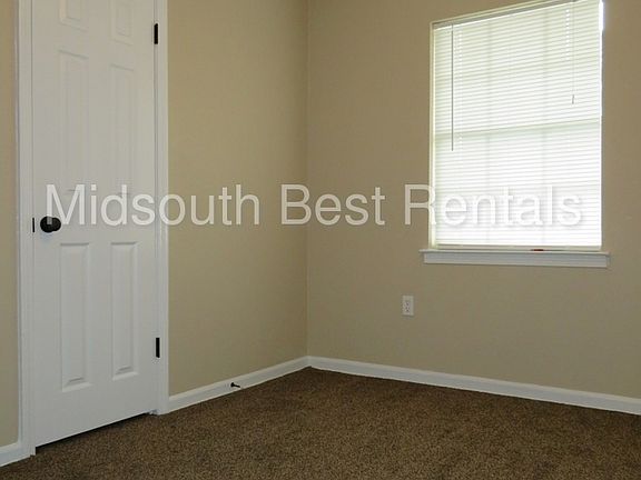 5th image of 111 Champa Ave