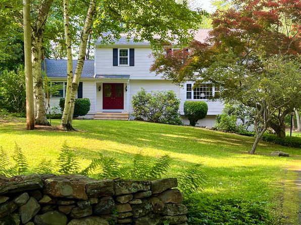 25 Jade Tree Ln
