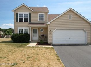 656 Bluebill Ln, Genoa City, WI 53128