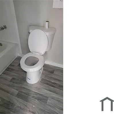 3 bed, 1200 sqft, $1,200 — Photo 4