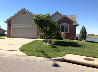 3417 N Sandplum Cir, Wichita, KS 67205