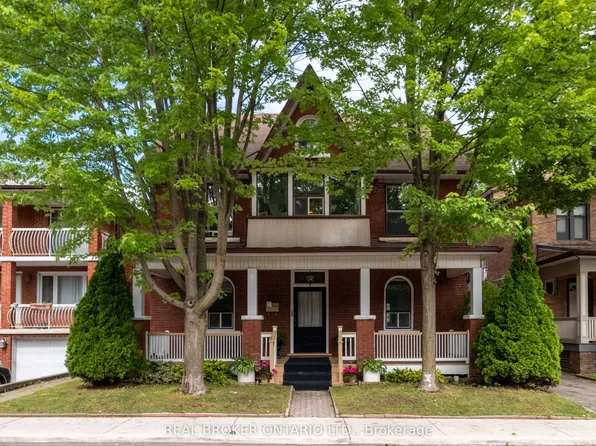33 Atlas Ave, Toronto, ON M6C 3N8
