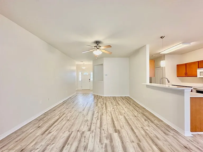 609 Prairie St — Photo 4