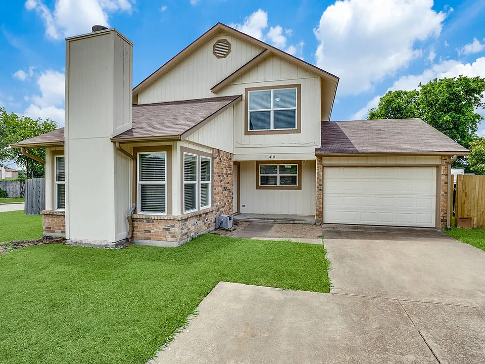 1410 Thackery Dr