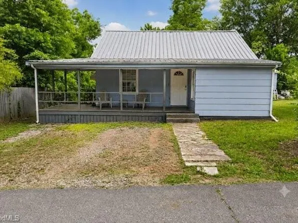 121 Hayden St, Spindale, NC 28160