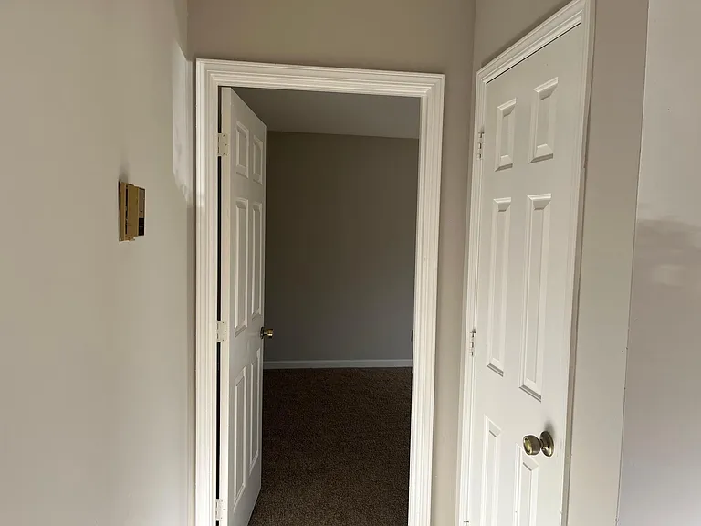 844 Park Pl NE #A — Photo 9