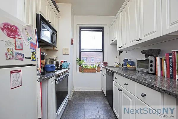 Sold by NextStopNY | media 8