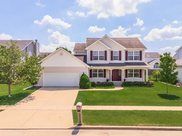 3261 Butterfly Dr, Normal, IL 61761