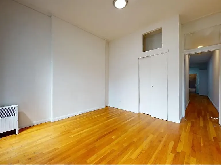 525 E 83rd St #5W — Photo 9