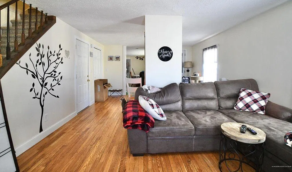3 bed, 1200 sqft, $2,500 — Photo 1