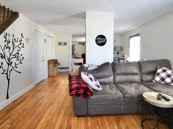 53 Central St #2, Westbrook, ME 04092